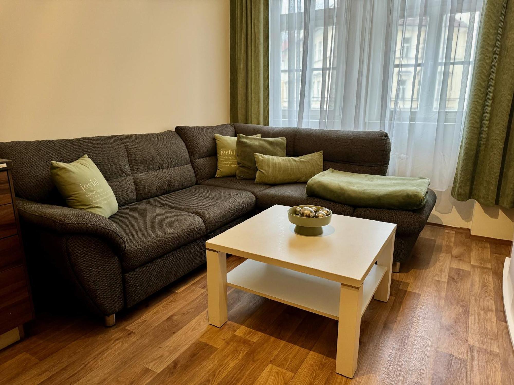 Apartmany Laubeho Namesti Теплице Экстерьер фото