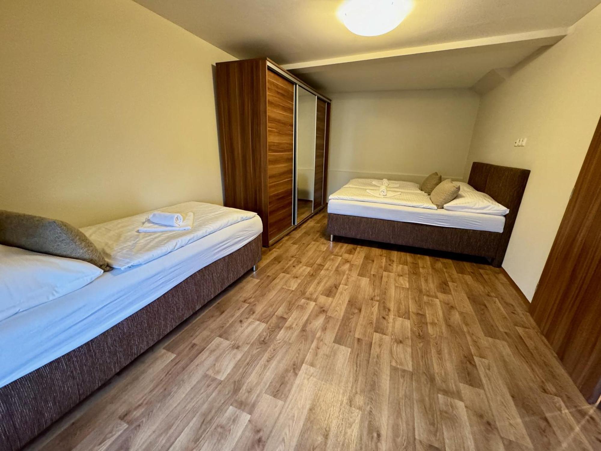 Apartmany Laubeho Namesti Теплице Экстерьер фото