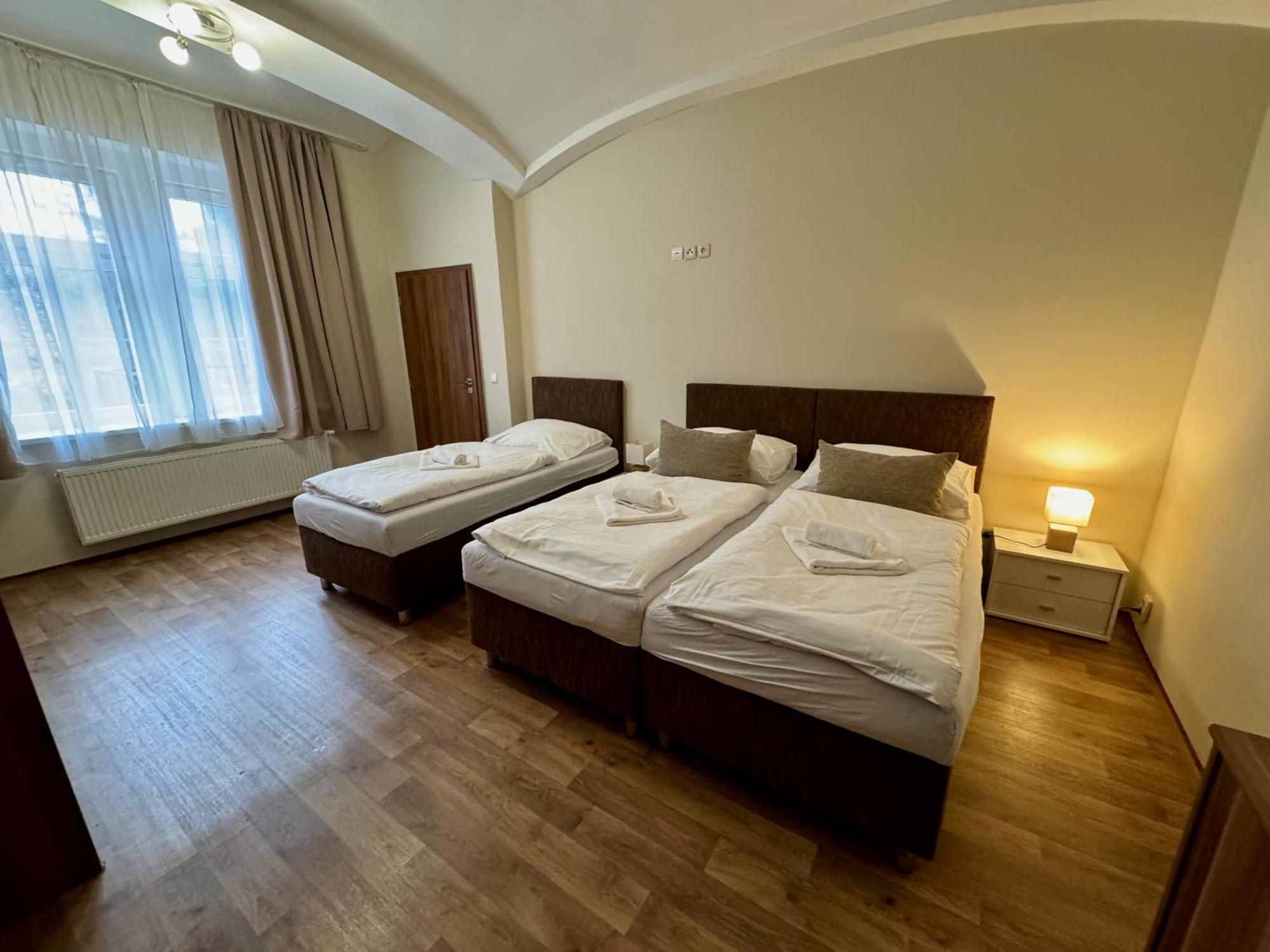 Apartmany Laubeho Namesti Теплице Экстерьер фото